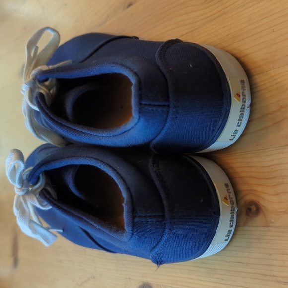 Vintage Brand New Liz Claiborne Sneakers - Picture 3 of 6